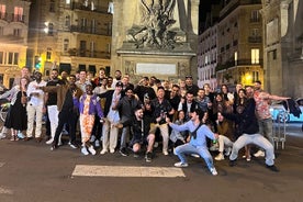 Paris City Center Guided Pub Crawl With Shots & Club Entry