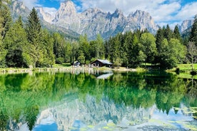 Excursão privada entre lagos e montanhas de Veneza às Dolomitas