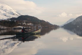 Canoa en agua Derwent