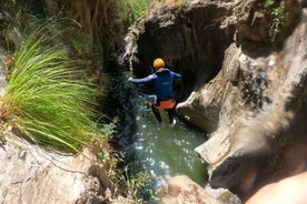 Estepona-Marbella: tour di canyoning a Guadalmina, Benahavis