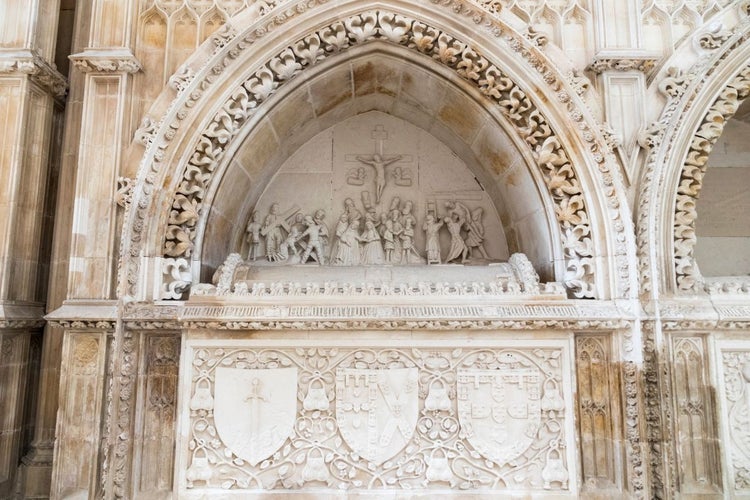 Founder-s Chapel of Gothic Monastery in Batalha.jpg