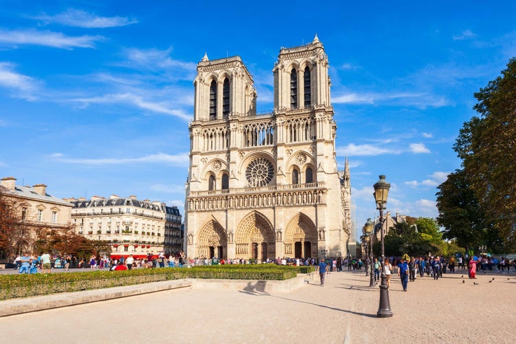 Cathédrale Notre-Dame de Paris 2.jpg