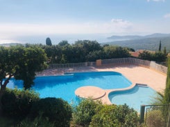 STUDIO POOL HOUSE VUE MER PANORAMIQUE AMAZING SEA VIEW WIFI LINGE INCLUT LINEN INCLUDEd