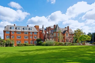 Canterbury - city in United Kingdom