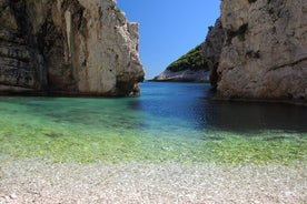 Vis Island ja Blue Cave Yacht -kierros Korculan saarelta