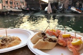 Ein venezianischer Abend – Weinprobe und Tapas-Tour mit einem lokalen Führer