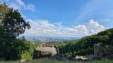 Hercules monument