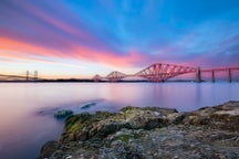 Tour di siti di valore storico a Queensferry, in Scozia