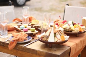 Picknick bei Sonnenuntergang oder Frühstück bei Sonnenaufgang im Roten Tal von Kappadokien