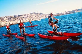 Fahrradtour auf dem Wasserfahrrad entlang der Küste von Napoli Posillipo Mergellina + Badestopp