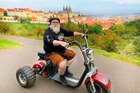 Incrível passeio de triciclo elétrico em Praga, guia ao vivo incluído