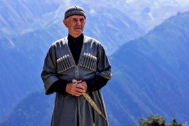 Tour de montaña de 2 días en Svaneti