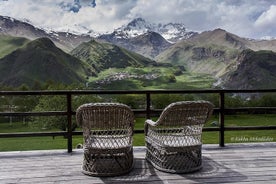 Kazbegi-Ananuri-Gudauri Legendaariset maisemat, historia (Ryhmäkierros)