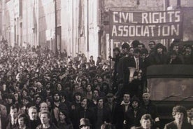 Rundgang durch Bogside History in Guildhall