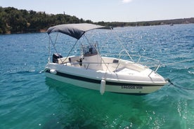 Explore beauties of island Brač and Šolta by Bellingardo boat - Licence required