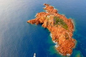 Salida desde Fréjus: Estérel, Calanques y rocas rojas.