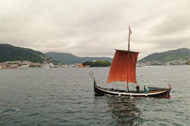 Experiencia en el fiordo de Bergen a bordo de un barco de estilo vikingo