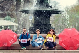 Tip-based Tour of Helsinki - RED UMBRELLA - 2025