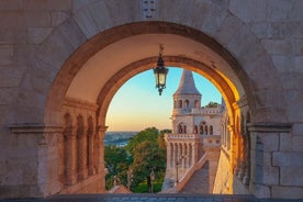 Solnedgangsutsikt over Buda Castle & Citadel på e-scooter inkludert Fisherman's Bastion