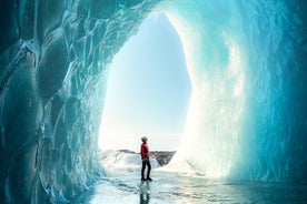 氷河と氷の洞窟のプライベート写真撮影 - 15 ショット写真パッケージ