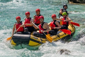 Wildwaterraften op Soca River in Bovec