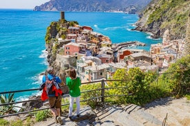 Caminhada em Cinque Terre a partir da estação ferroviária La Spezia