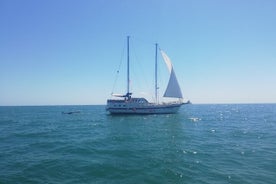 Exklusive Superyacht-Vermietung mit Speisen und Getränken in Balchik