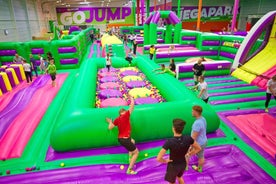 GOjump MEGAPARK Kraká-Sikorki 1 klst miði: GOair Inflatable Park