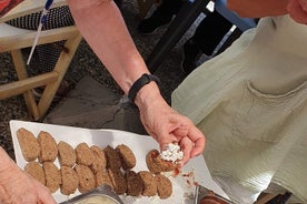 Cucina con la gente del posto | Corso di cucina cretese ad Archanes (trasferimento - pranzo incluso)