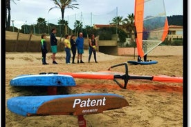 Dynaaminen purjelautailu 5 päivää Surf Camp Costa del Sol