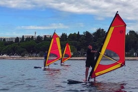 Experiencia de windsurf de 2 horas en Poreč