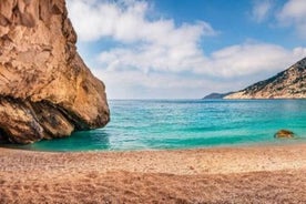 Kefalonia: Melissani Lake & Simma på Myrtos Beach Tour