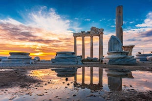 Photo of Pamukkale, natural site in Denizli Province in southwestern Turkey.