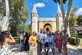 Istanbul: Topkapi Palace & Harem Tour w/ Skip-the-Line Entry