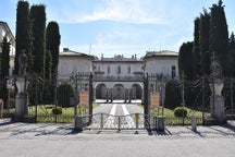 Cabriolets zur Miete in Ferno, in Italien