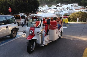 Visite panoramique de Mijas en tuk tuk électrique