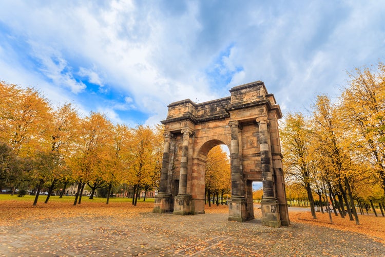 Photo of McLennan arch at entrance to glasgow green, glasgow, scotland, UK.