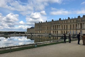 Versailles Royal Palace & Gardens Privat rundtur med golfvagn