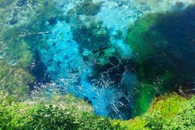 L'occhio azzurro e il castello di Lekuresi da Saranda