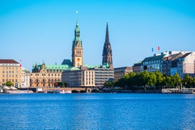 Beautiful view of Hamburg city center with town hall and Alster river, Germany.