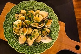 Tour gastronomico tradizionale portoghese di 4 ore a Porto