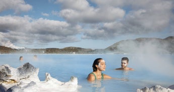 6 Days Private tour Reykjavik, Golden Circle and South Iceland Tour (Winter)