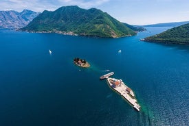 Boka Bay-Tour mit dem Auto oder Schnellboot (Privattour)