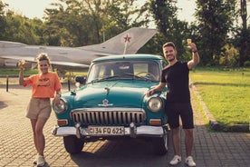 Yerevan: Yerevan Hidden Gems Classic Car Tour