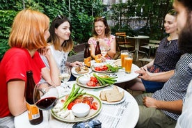 Descubra Bucarest: lugares destacados privados y recorrido gastronómico tradicional