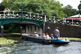 Leiden: Guided City Canal Cruise