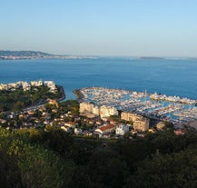 photo of an aerial view of Château de la Napoule and Mandelieu-la-Napoule is a commune in the Alpes-Maritimes department in the Provence-Alpes-Côte d'Azur region in southeastern France.