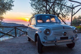 プライベートツアー：Vintage Fiat 500またはFiat 600によるナポリの観光