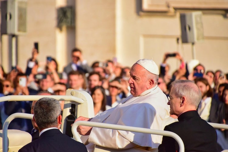 pope-7667540_1280.jpg