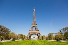 Entrada Evite las colas: Acceso prioritario a la parte más alta de la Torre Eiffel con anfitrión